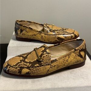 Sam Edelman women’s leather loafers, size 6.5, NWOT with Snake Print